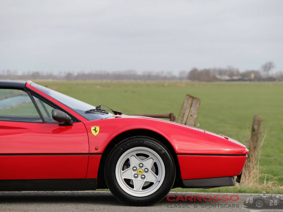 Image 30/44 of Ferrari 328 GTS (1987)