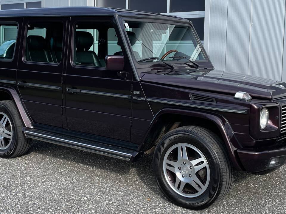 Image 7/17 of Mercedes-Benz G 500 (LWB) (1999)