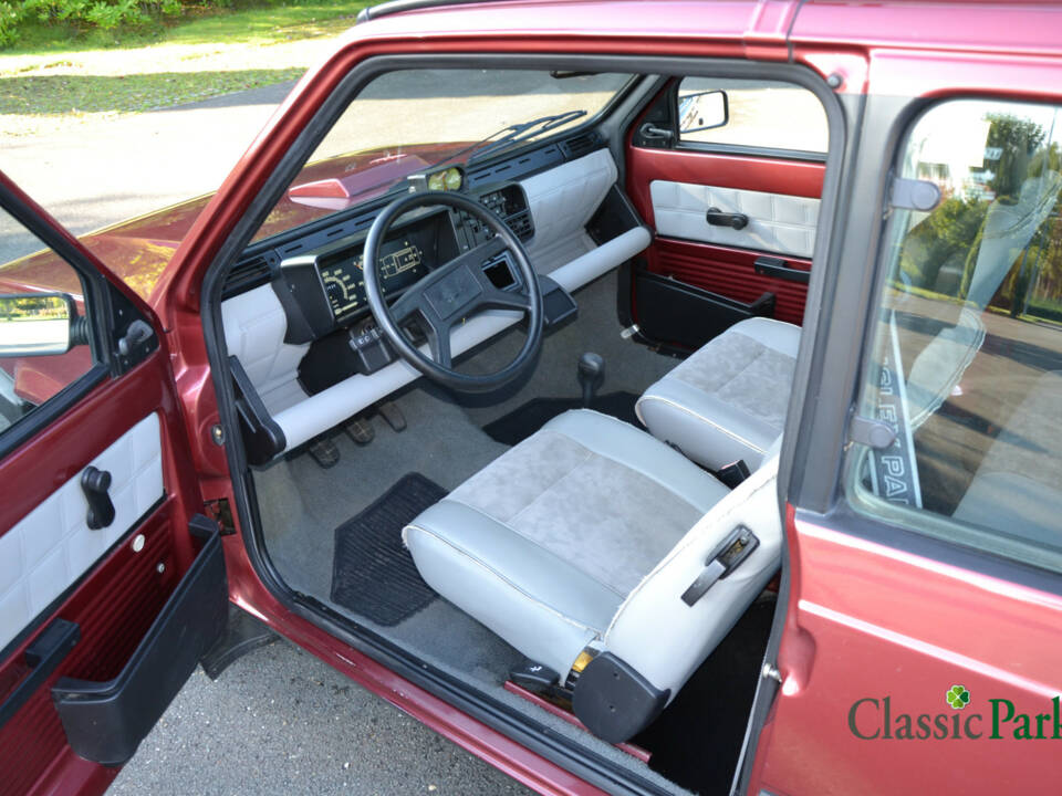 Bild 19/34 von FIAT Panda 4x4 1,0 (1990)