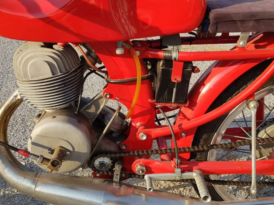 Imagen 17/19 de Benelli DUMMY (1951)