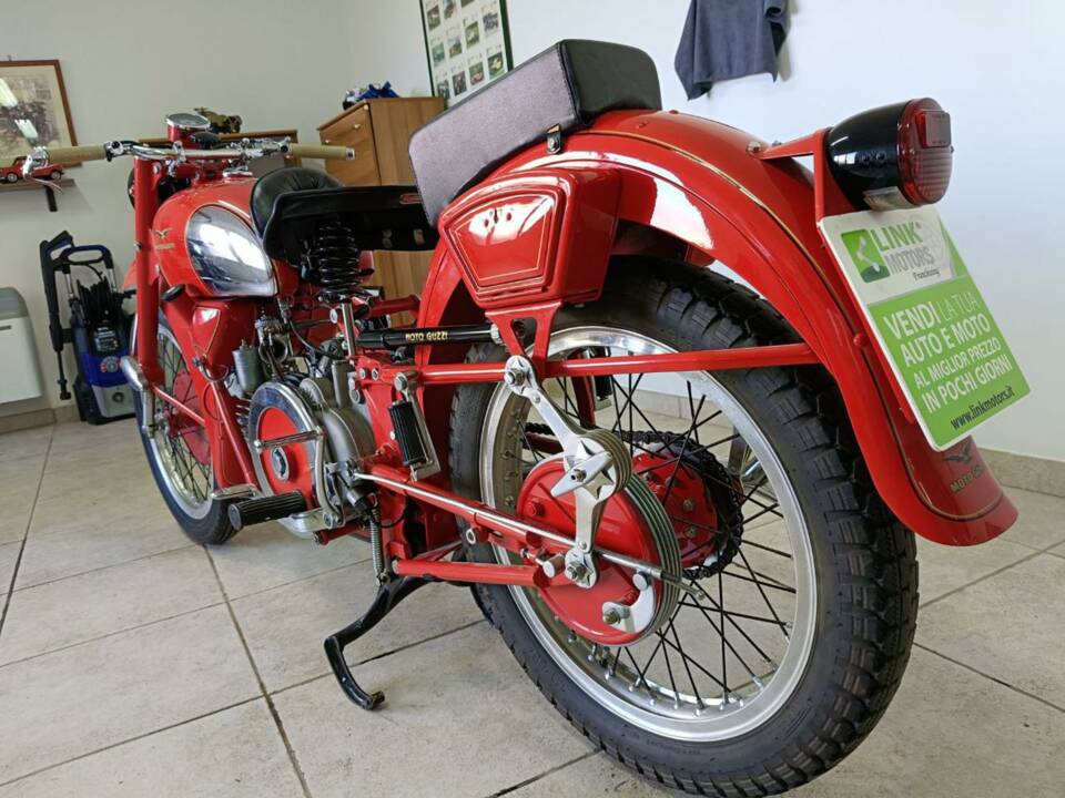 Image 5/39 of Moto Guzzi DUMMY (1954)
