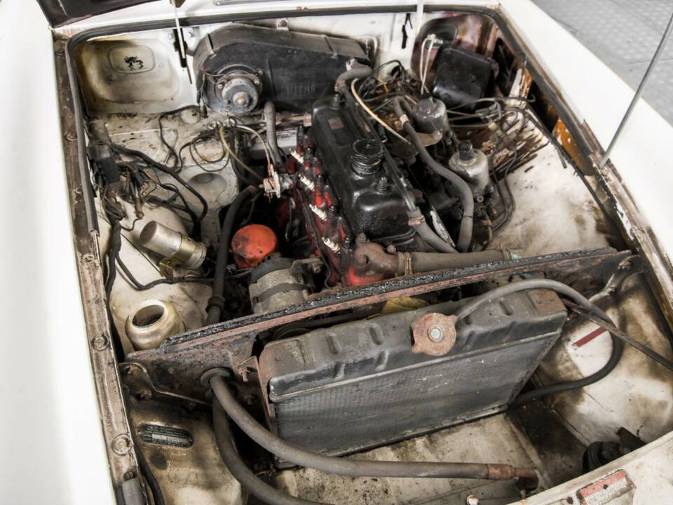 Afbeelding 35/50 van MG MGB GT (1972)