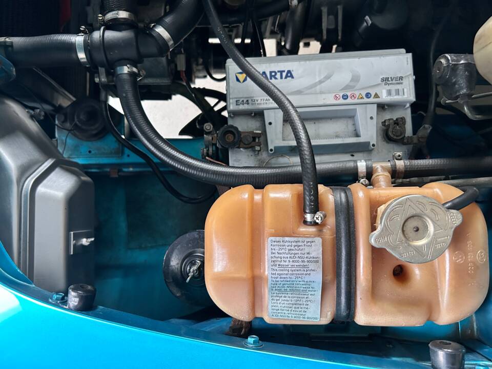 Image 25/47 of NSU Ro 80 (1976)