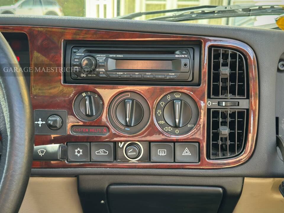 Image 84/100 of Saab 900 S (1993)
