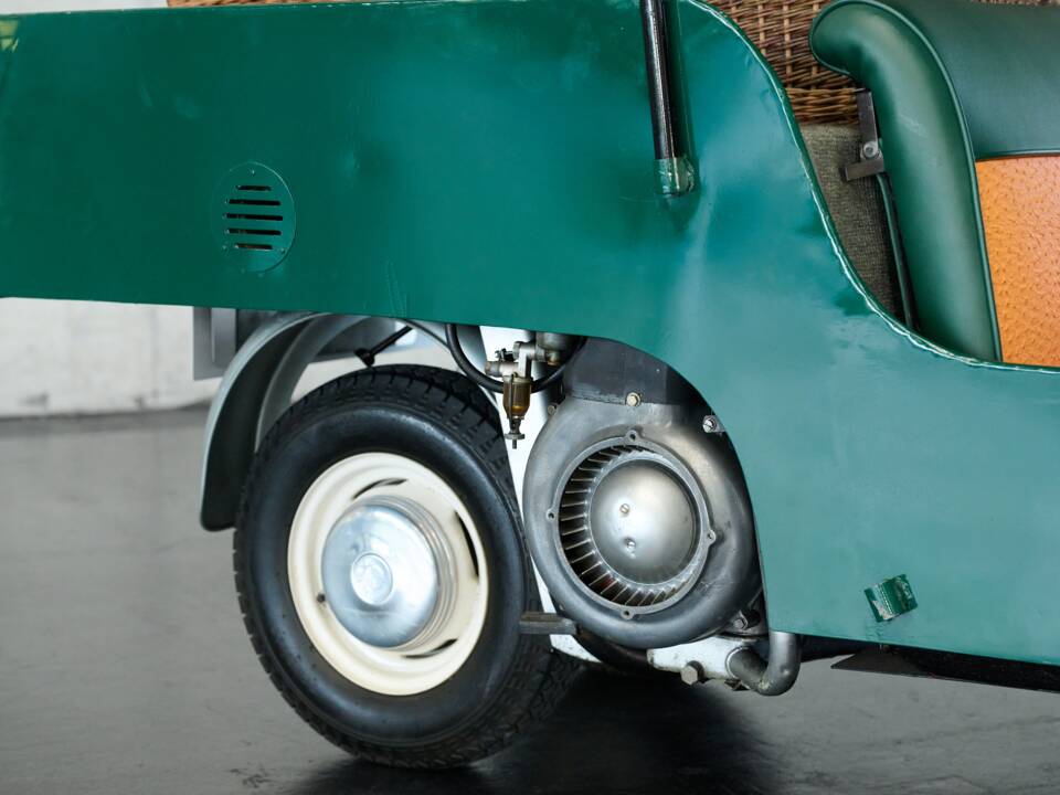 Image 30/50 of BMW Isetta hunting car (1955)