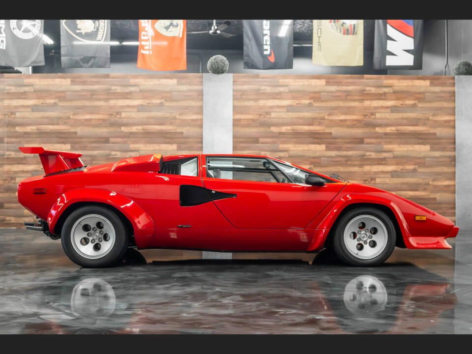 Image 5/50 of Lamborghini Countach LP 5000 S QV (1988)