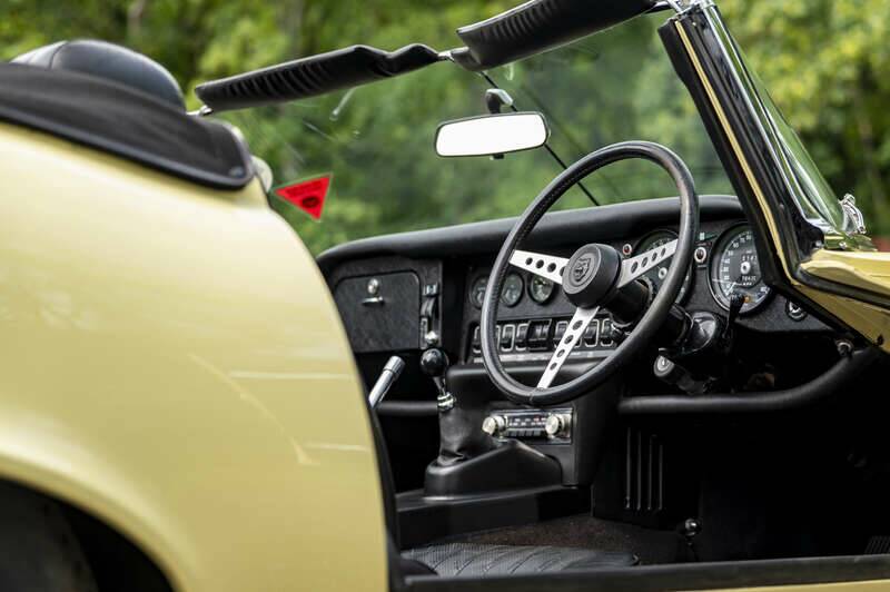 Image 38/50 de Jaguar Type E V12 (1973)