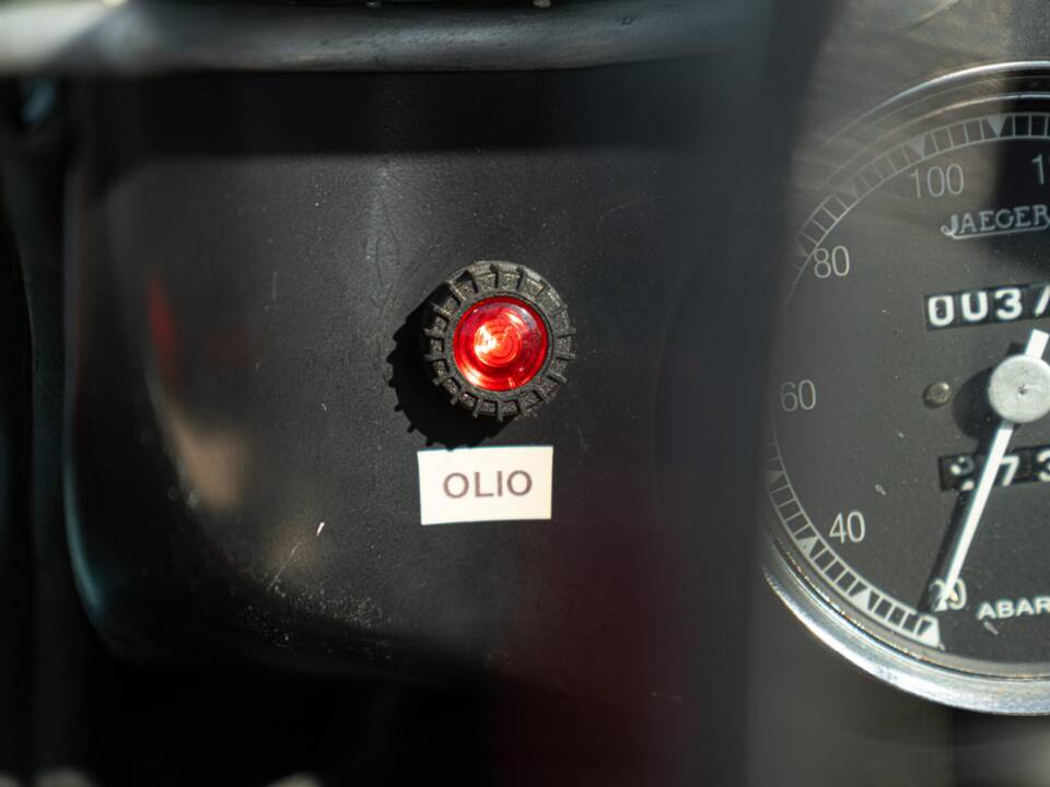 Image 45/50 of Abarth 750 Allemano Spider (1958)