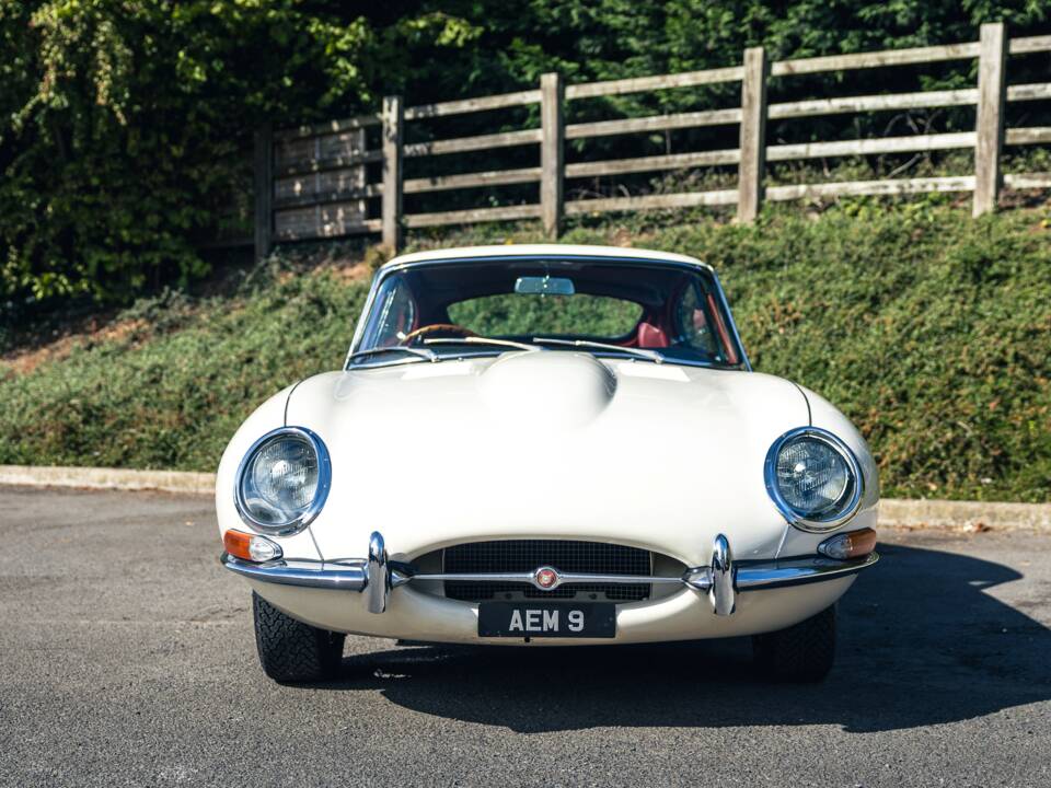 Image 6/50 de Jaguar Type E 3.8 (1963)