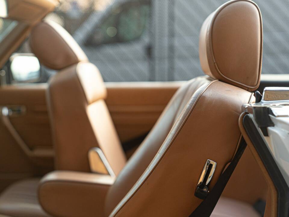 Image 35/50 de Mercedes-Benz 300 SL (1986)