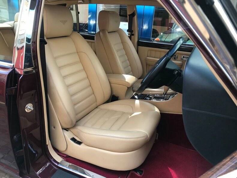 Imagen 6/26 de Bentley Brooklands R Mulliner (1998)
