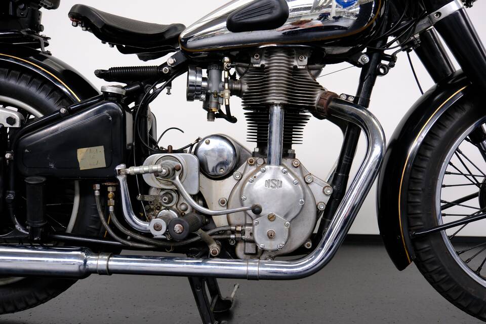 Image 5/80 of NSU Konsul II 501 OS-T (1952)