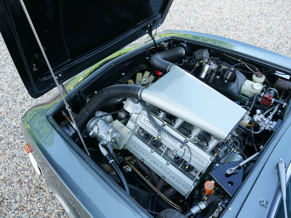 Afbeelding 42/50 van Aston Martin V8 Vantage (1980)