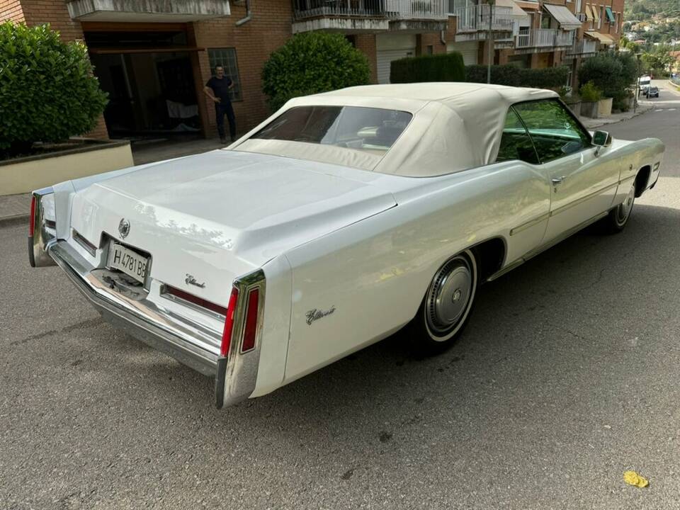 Image 8/8 of Cadillac Fleetwood Eldorado Convertible (1976)