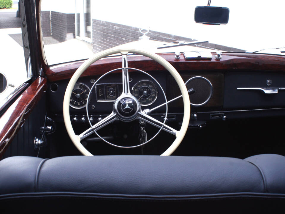 Image 27/27 of Mercedes-Benz 220 Cabriolet A (1952)