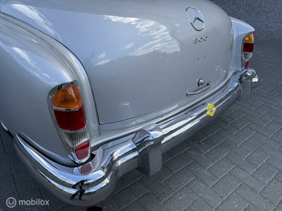 Image 14/36 of Mercedes-Benz 300 d (1958)