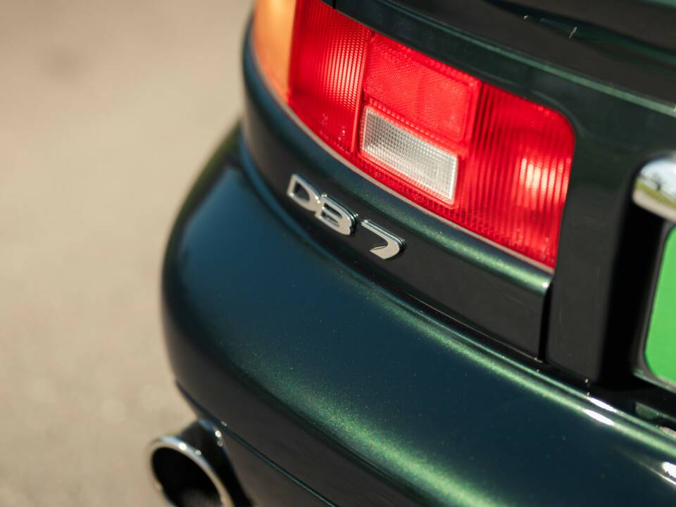 Bild 22/42 von Aston Martin DB 7 GTA (2003)