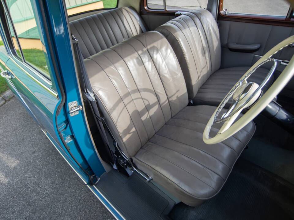 Bild 12/31 von Mercedes-Benz 220 a (1955)