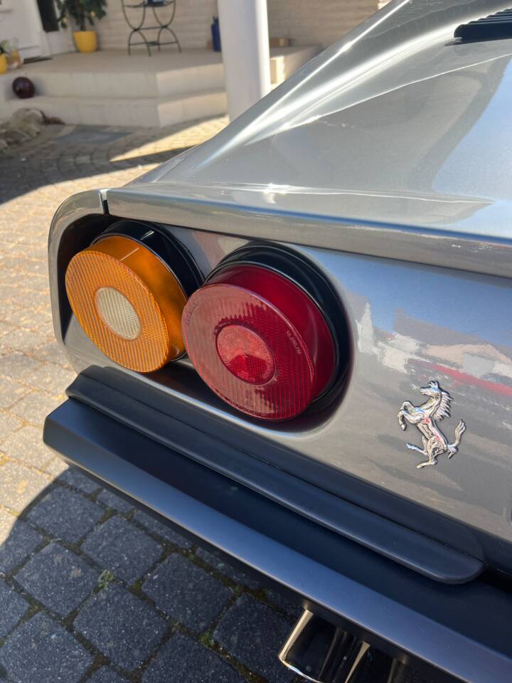 Image 103/114 de Ferrari 308 GTS Quattrovalvole (1985)