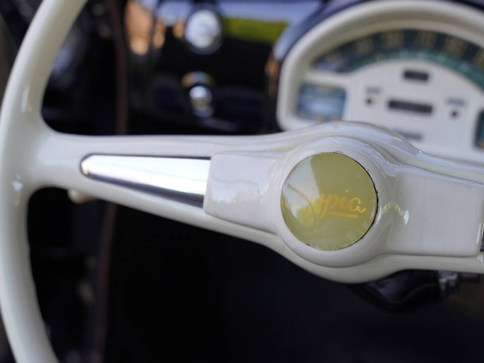 Image 23/50 of Lancia Appia C10 (1954)