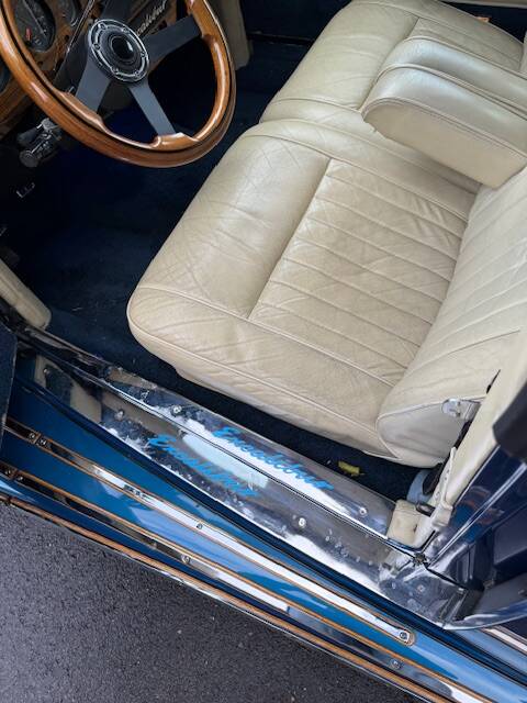 Image 11/32 of Excalibur Phaeton V (1989)