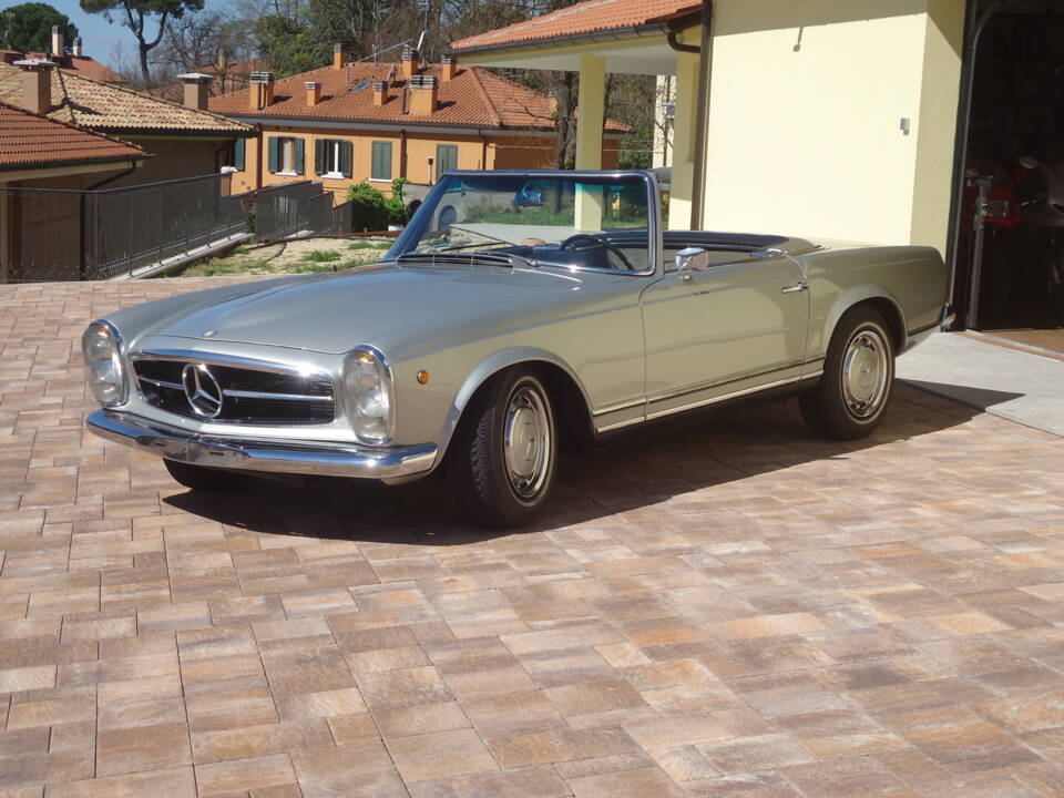 Image 1/20 de Mercedes-Benz 230 SL (1963)