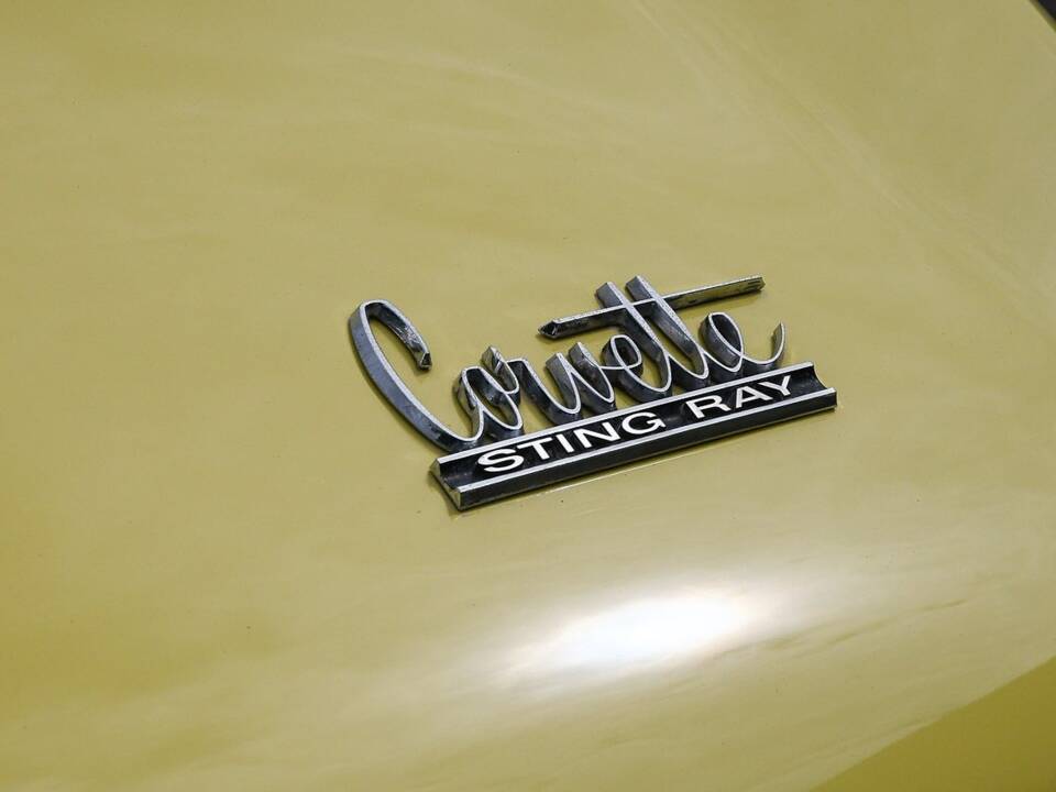 Image 9/40 of Chevrolet Corvette Sting Ray Convertible (1966)