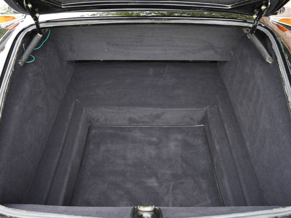 Image 25/50 of Citroën DS 23 Injection (1973)