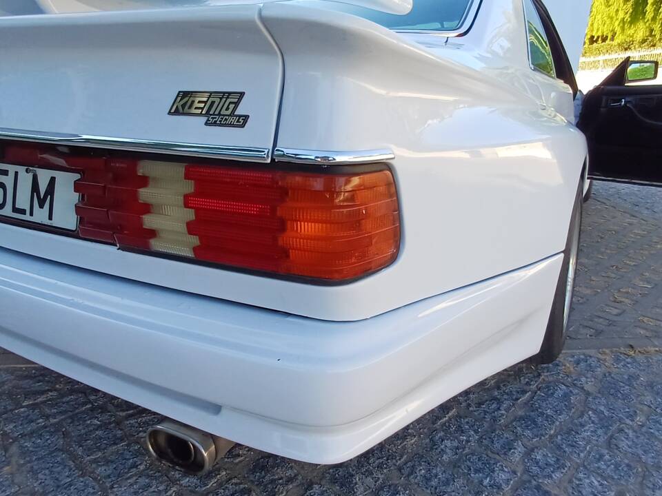 Image 60/65 of Mercedes-Benz 380 SEC (1985)