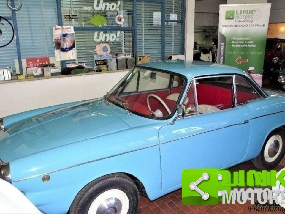 Image 3/10 de FIAT 750 Vignale Coupé (1962)