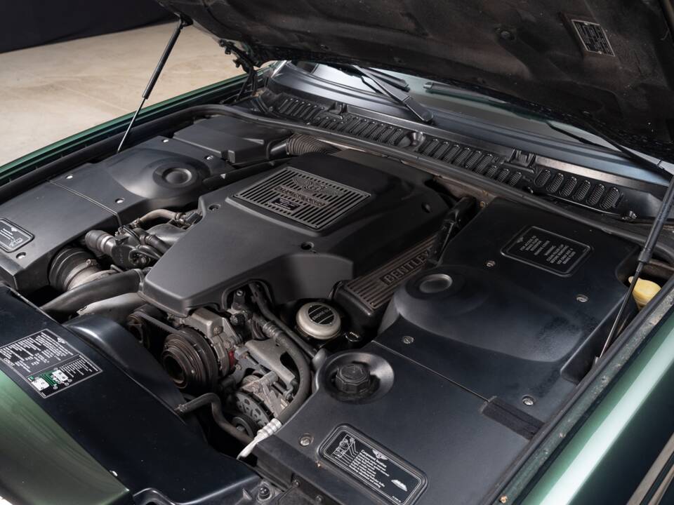 Image 36/36 of Bentley Arnage Red Label (2001)