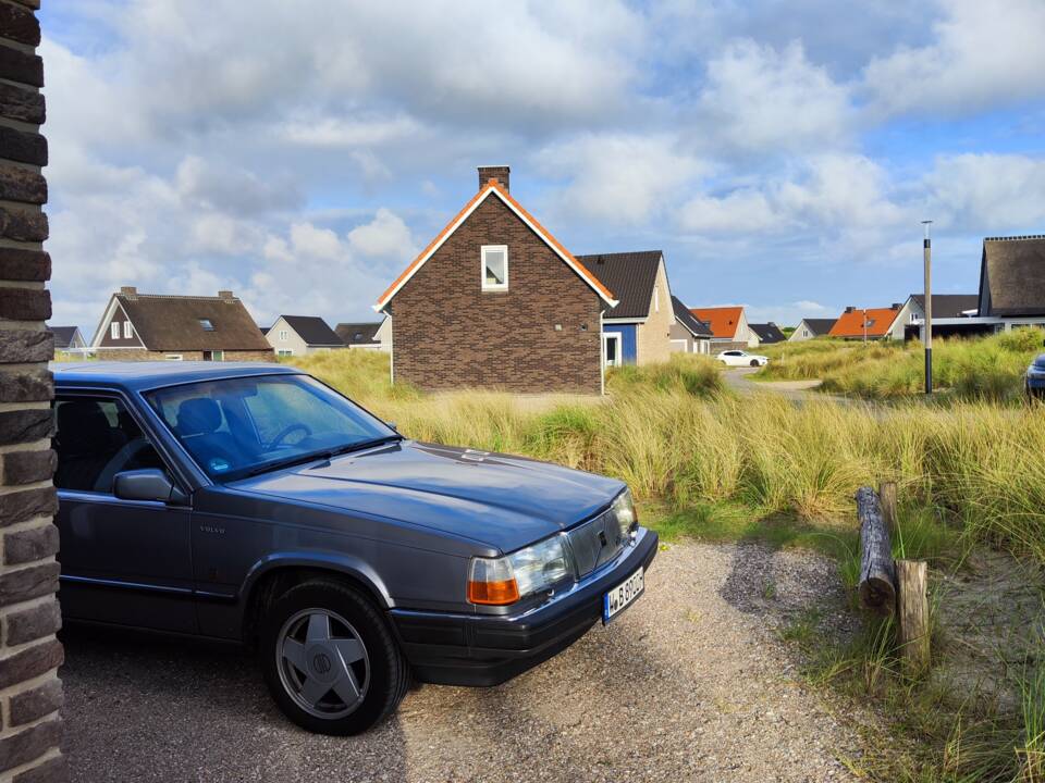 Image 6/13 of Volvo 760 Turbo (1989)