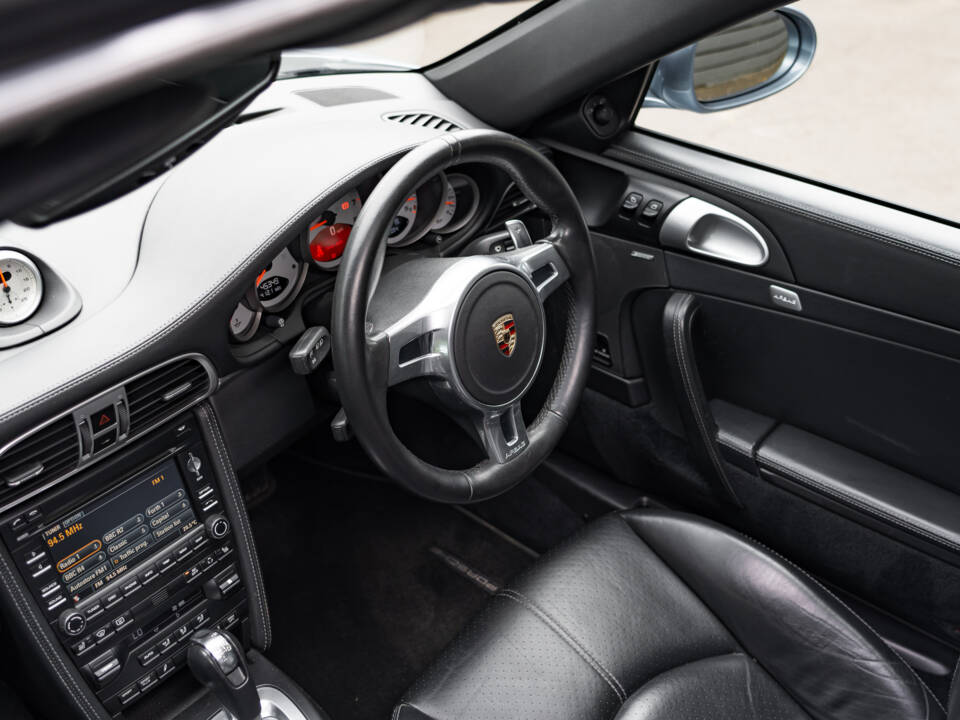 Bild 14/43 von Porsche 911 Turbo (2011)