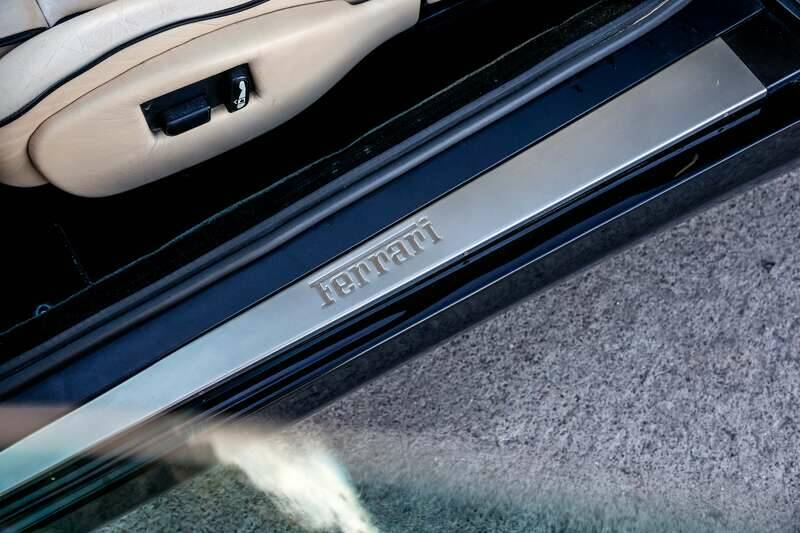 Image 19/28 of Ferrari 550 Maranello (1999)