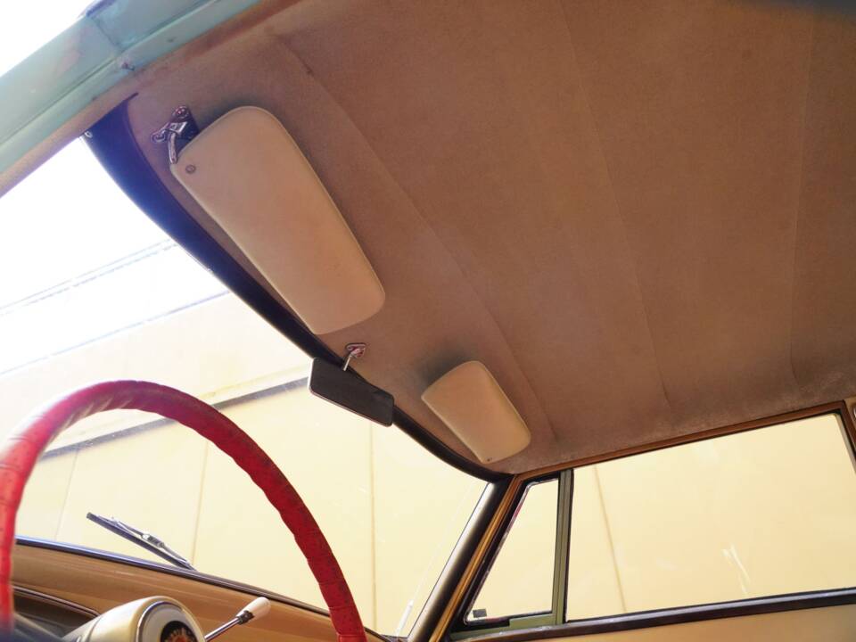 Image 18/83 of Borgward Isabella (1959)