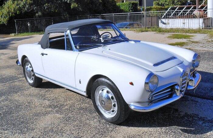 Immagine 6/7 di Alfa Romeo Giulia 1600 Spider (1962)