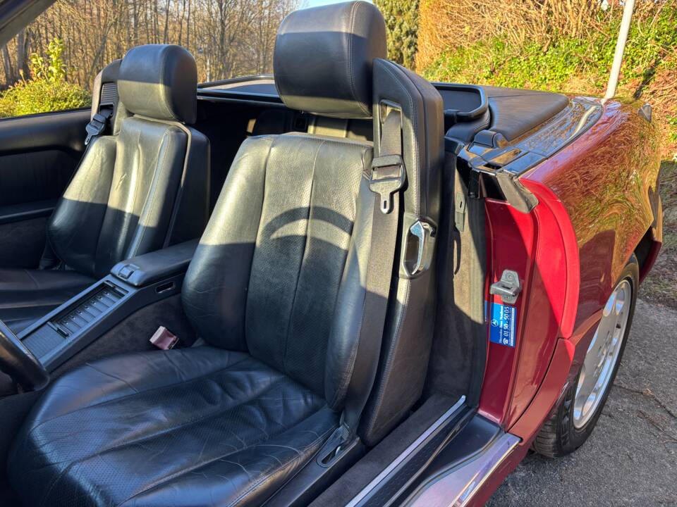 Afbeelding 19/64 van Mercedes-Benz SL 500 (1996)