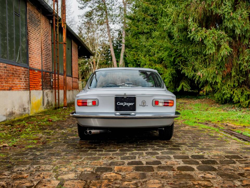 Image 4/10 of Maserati Mistral 3700 (1967)