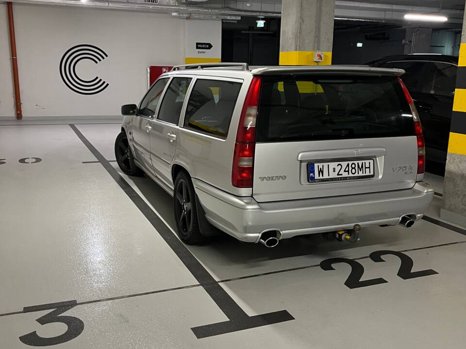 Bild 8/34 von Volvo V70 R AWD (1998)