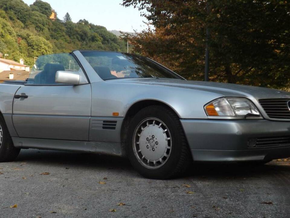 Image 47/50 of Mercedes-Benz SL 280 (1995)