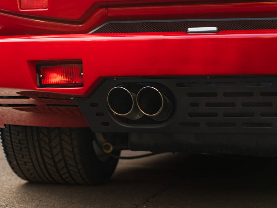 Immagine 14/68 di Lamborghini Countach 25th Anniversary (1989)