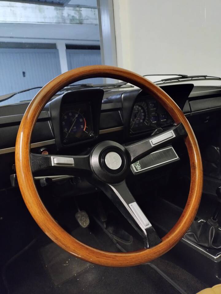 Image 13/16 of Alfa Romeo Alfetta GT 1.8 (1975)