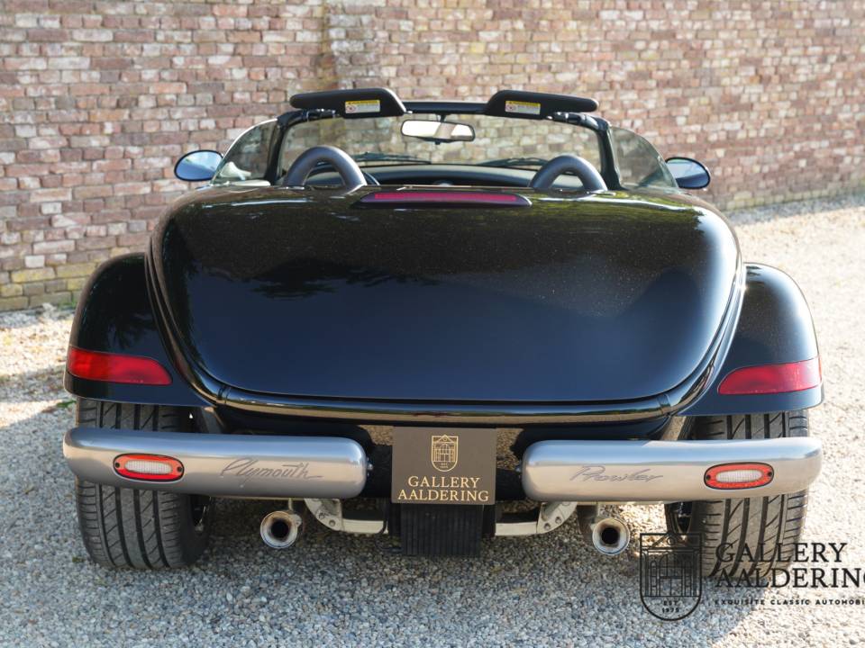 Image 6/50 of Plymouth Prowler (1999)