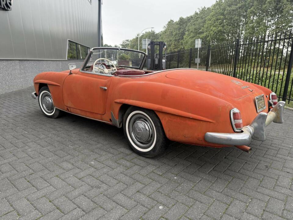 Image 12/50 of Mercedes-Benz 190 SL (1960)