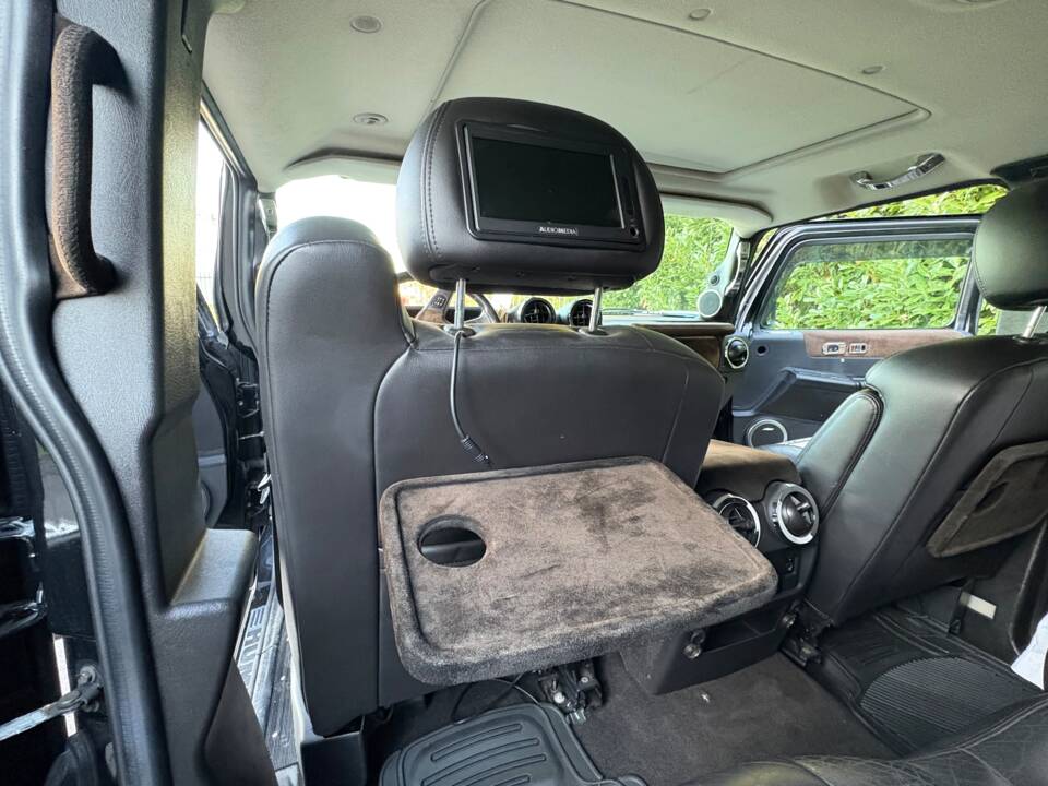 Image 22/24 de Hummer H2 (2006)