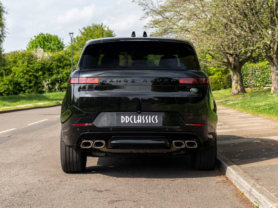 Image 6/32 of Land Rover Range Rover Sport P530 (2023)