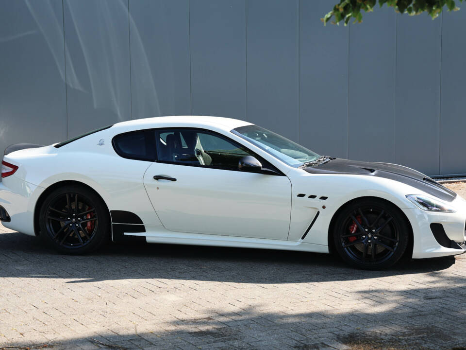 Bild 21/60 von Maserati GranTurismo MC Stradale (2012)