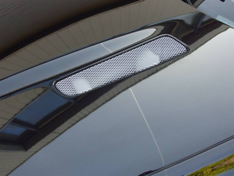 Bild 11/99 von Aston Martin DB 9 Volante (2006)
