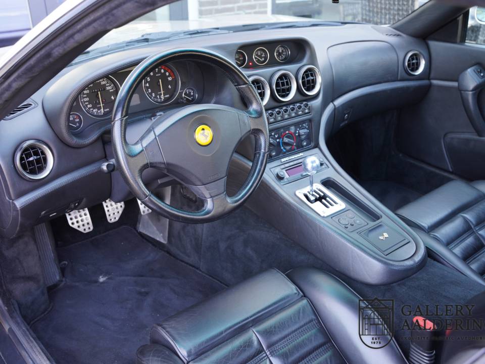 Bild 3/50 von Ferrari 550 Maranello (1998)
