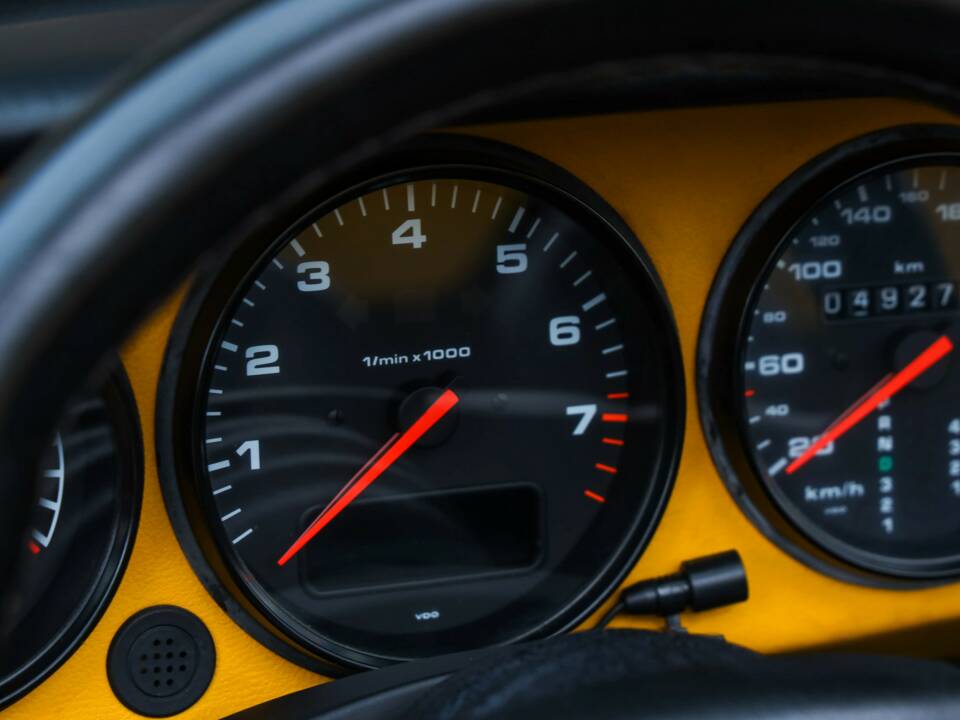 Image 40/50 of Porsche 911 Speedster (1993)